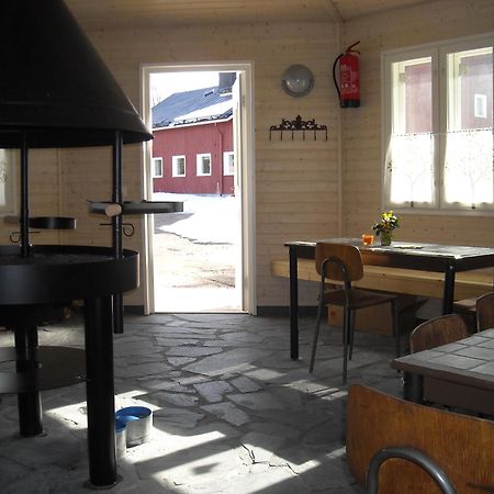 Aneen Loma Vacation And Cottages ปอซิโอ ภายนอก รูปภาพ