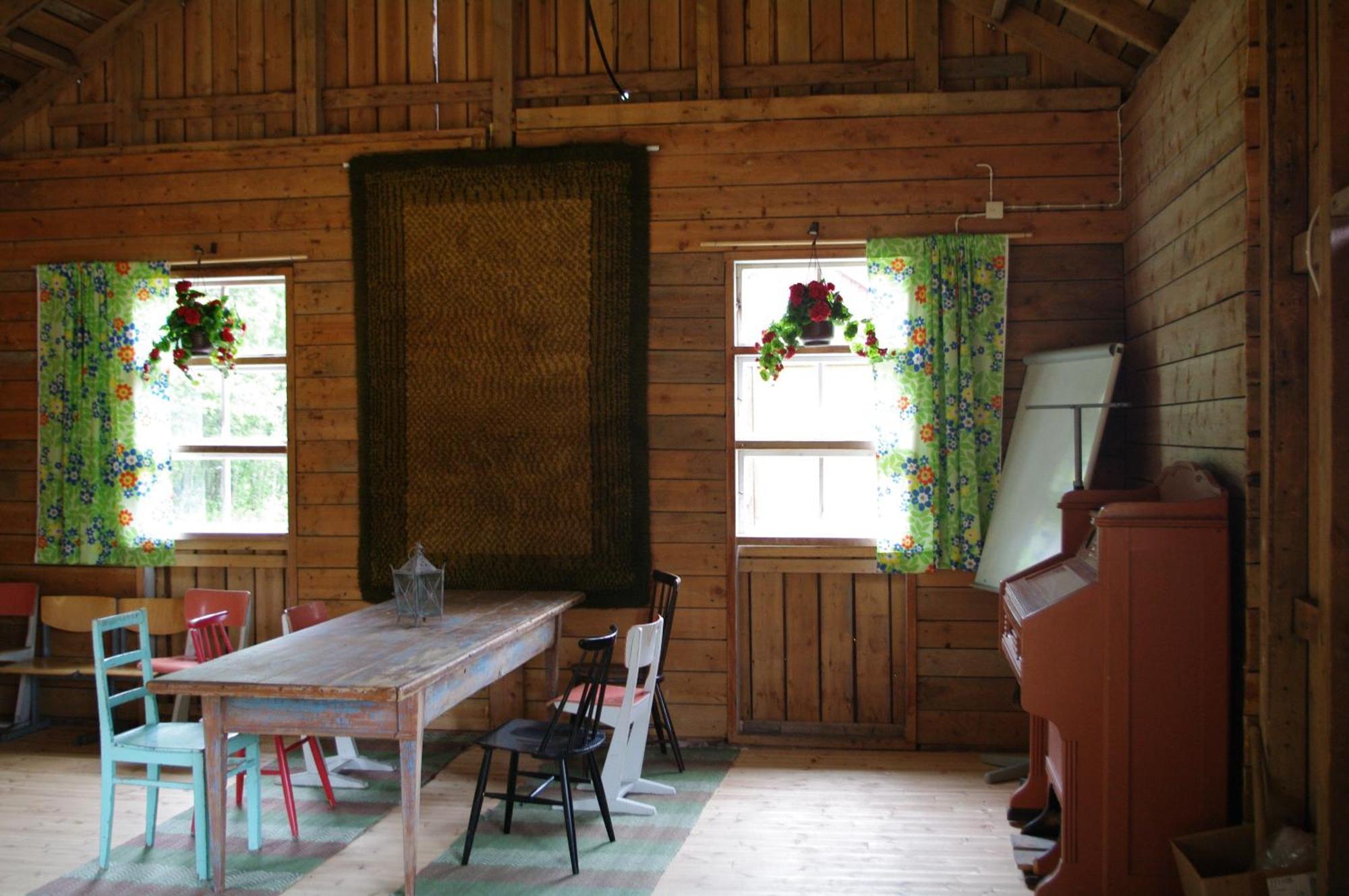 Aneen Loma Vacation And Cottages ปอซิโอ ภายนอก รูปภาพ