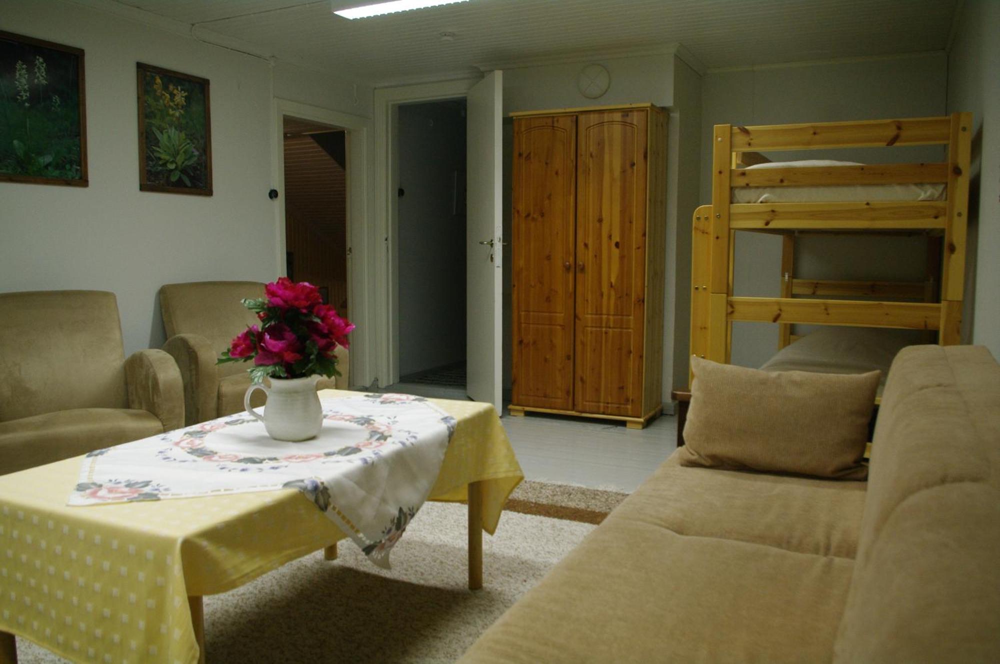 Aneen Loma Vacation And Cottages ปอซิโอ ภายนอก รูปภาพ