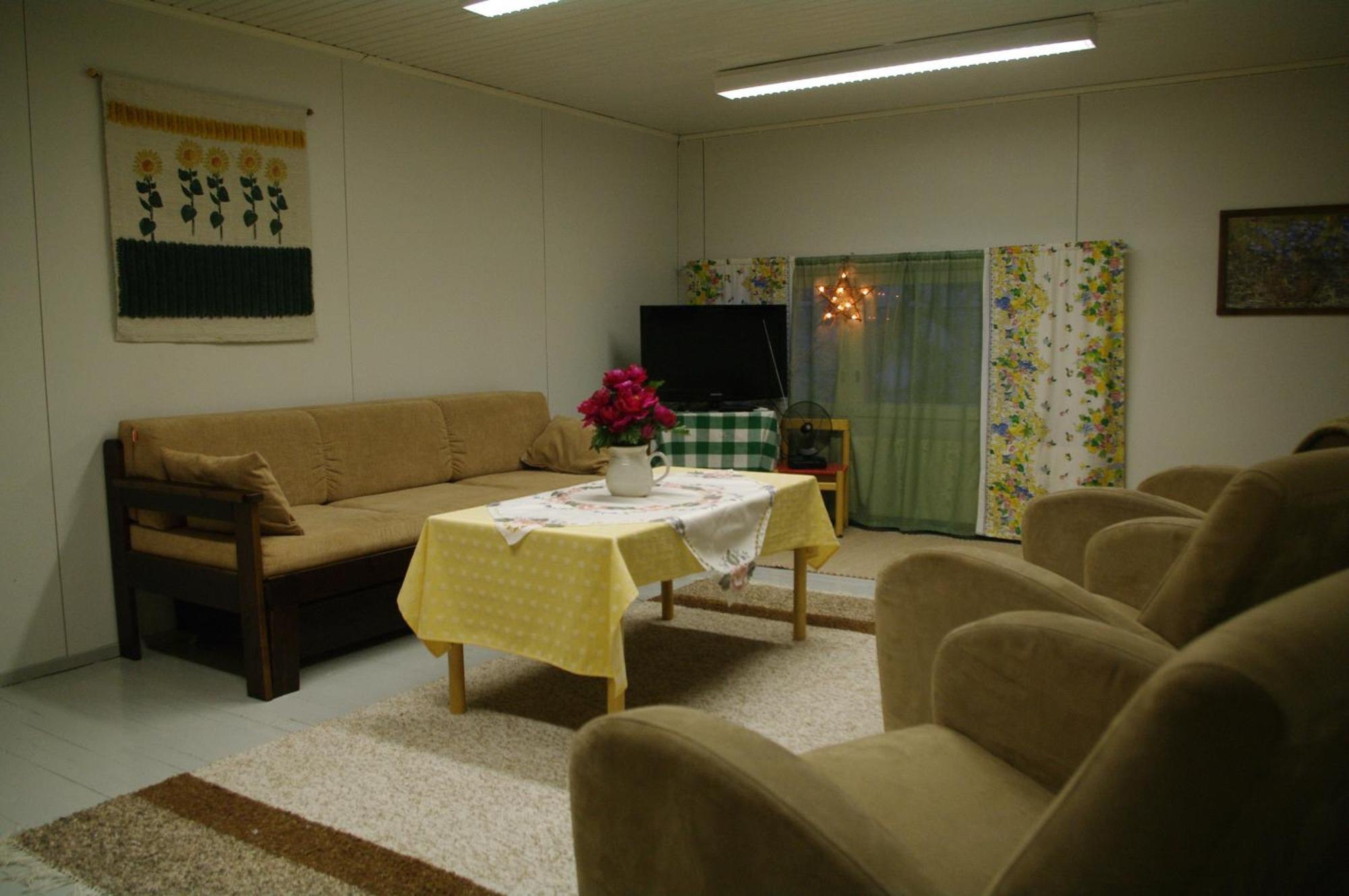 Aneen Loma Vacation And Cottages ปอซิโอ ภายนอก รูปภาพ