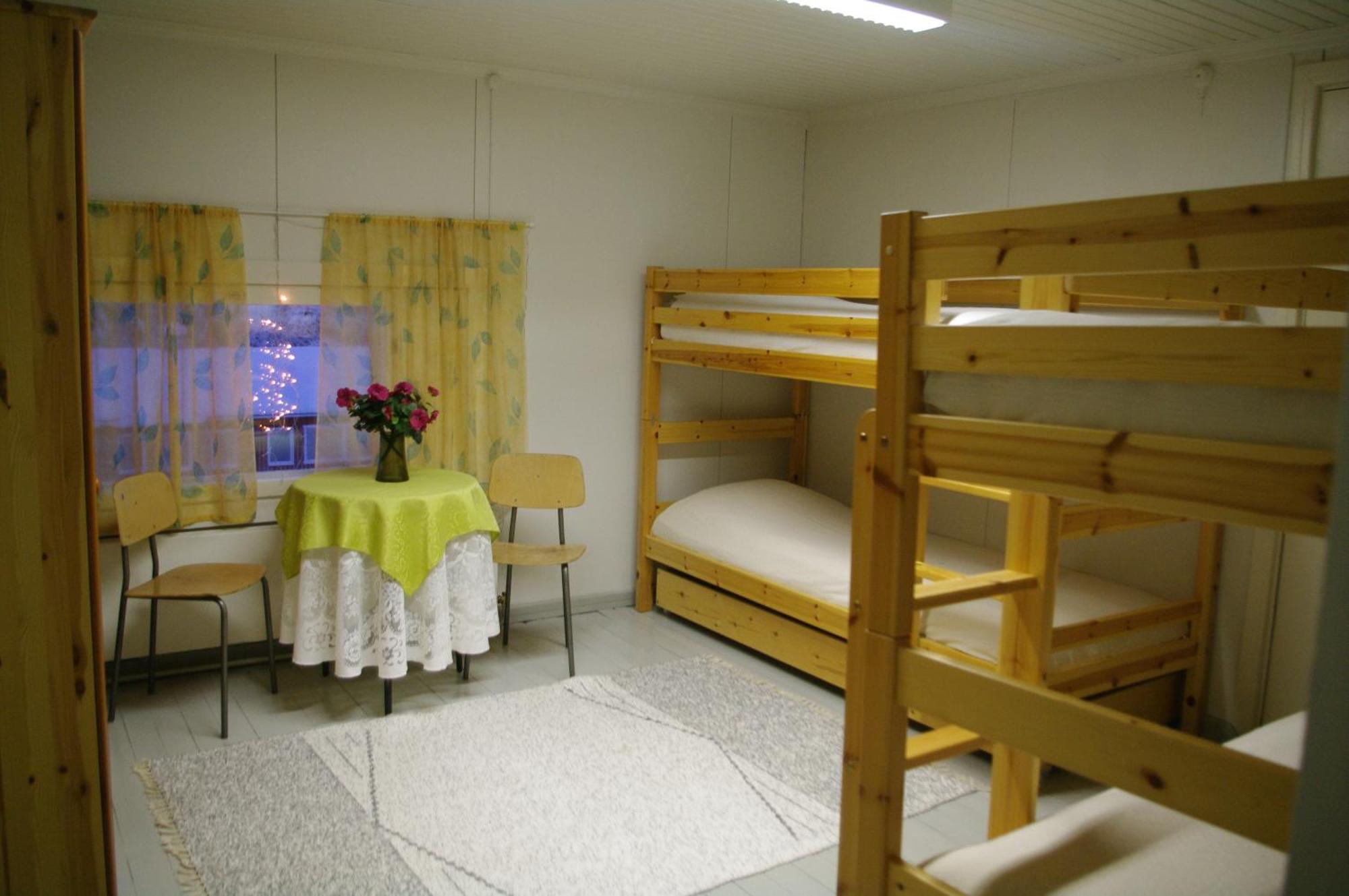 Aneen Loma Vacation And Cottages ปอซิโอ ภายนอก รูปภาพ