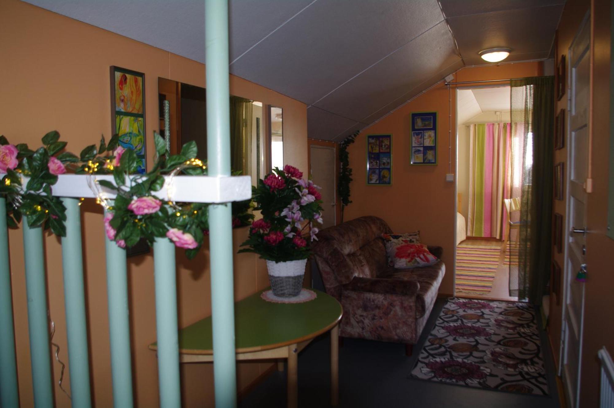 Aneen Loma Vacation And Cottages ปอซิโอ ห้อง รูปภาพ