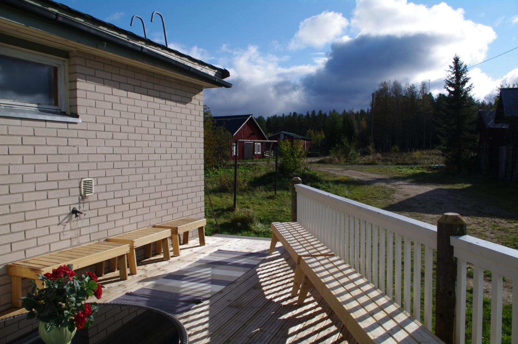 Aneen Loma Vacation And Cottages ปอซิโอ ห้อง รูปภาพ