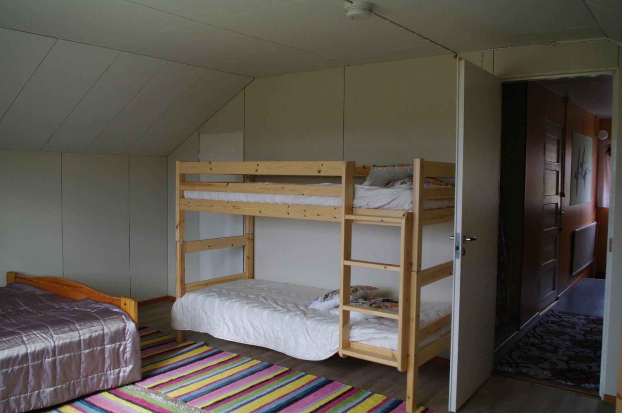 Aneen Loma Vacation And Cottages ปอซิโอ ห้อง รูปภาพ