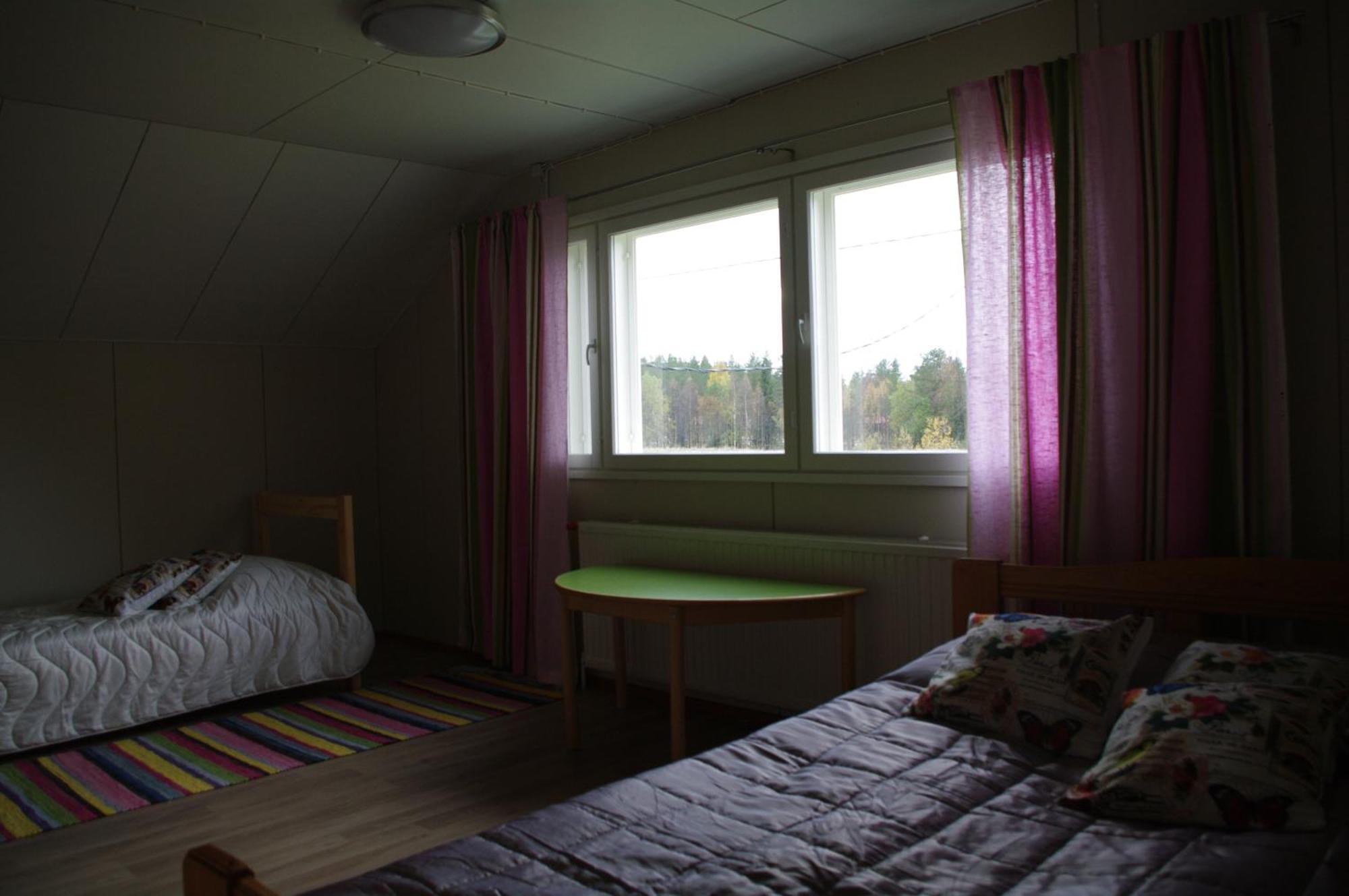 Aneen Loma Vacation And Cottages ปอซิโอ ห้อง รูปภาพ