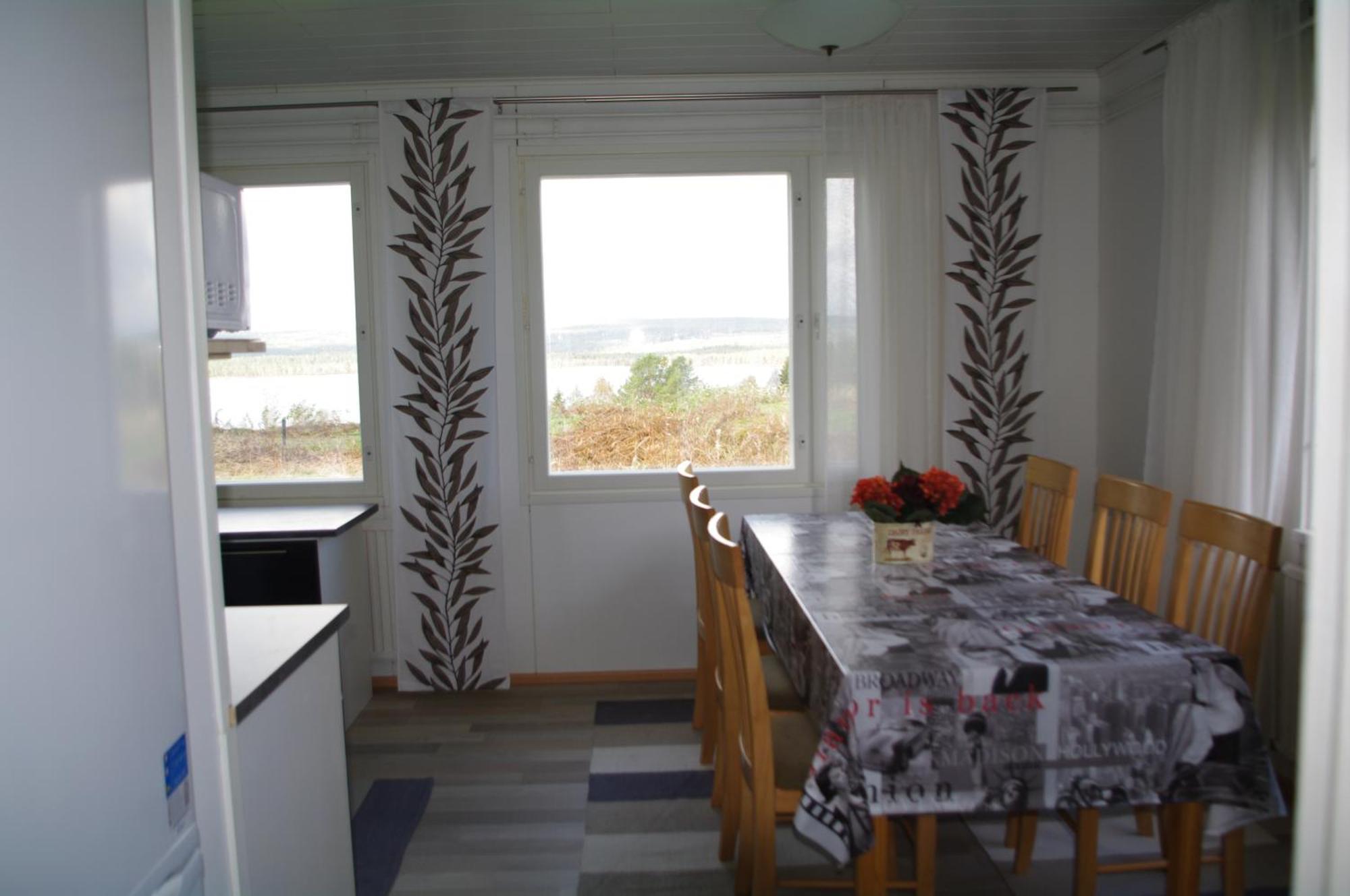Aneen Loma Vacation And Cottages ปอซิโอ ห้อง รูปภาพ